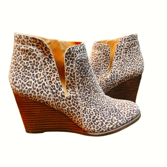 Lucky Brand Leopard Print Ankle Boots. Size 10. - Picture 6 of 11